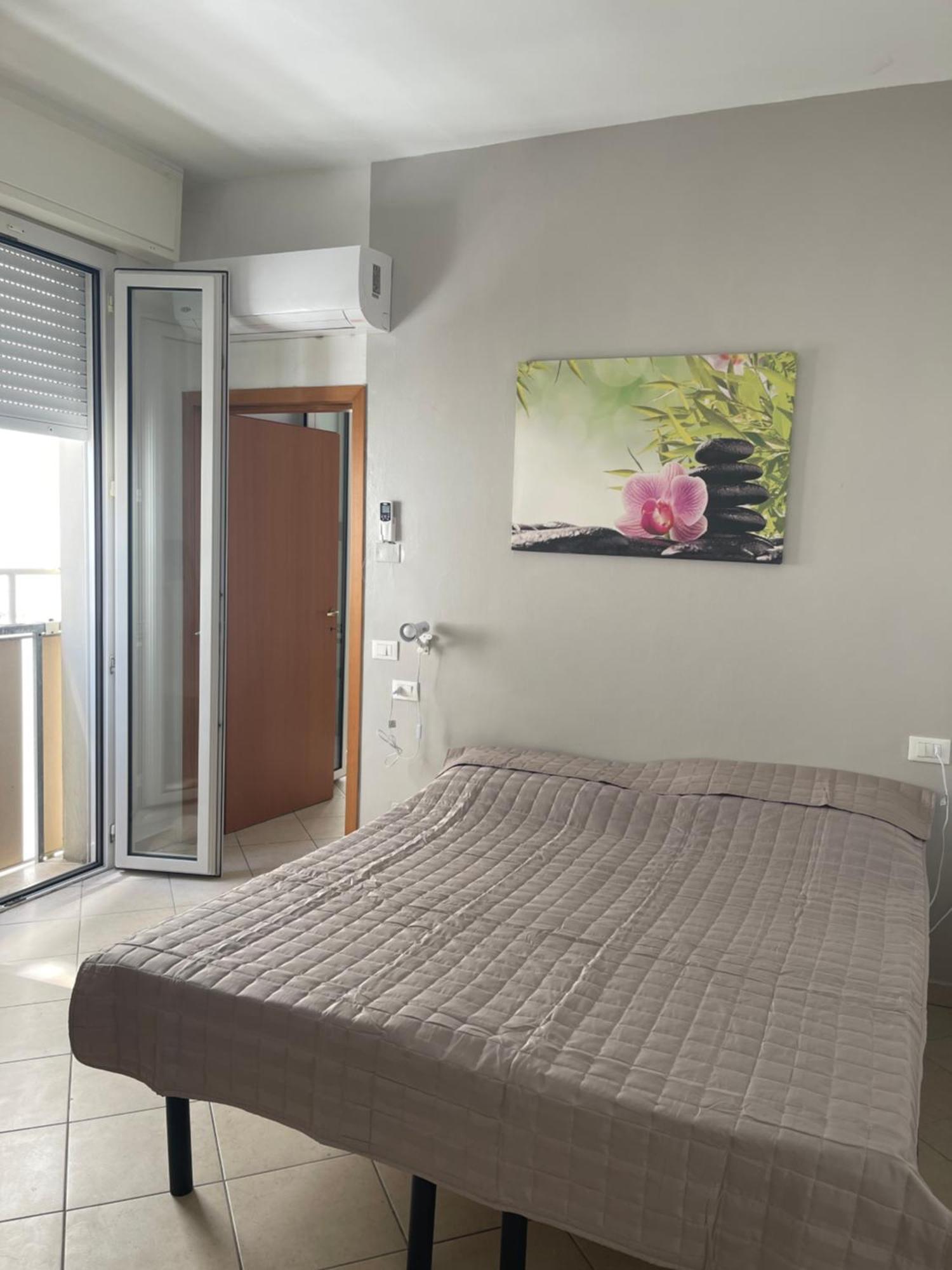 Residence Siesta Rimini Extérieur photo