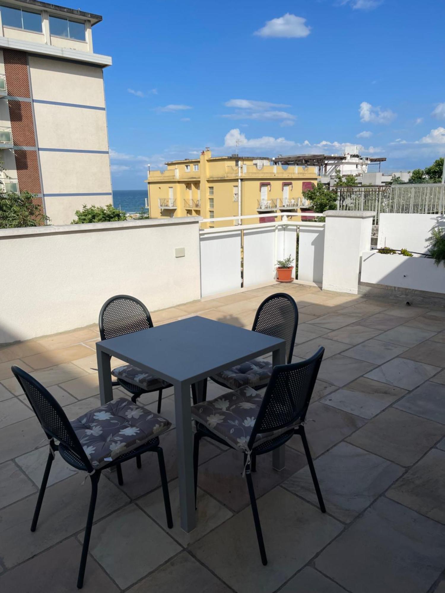 Residence Siesta Rimini Extérieur photo