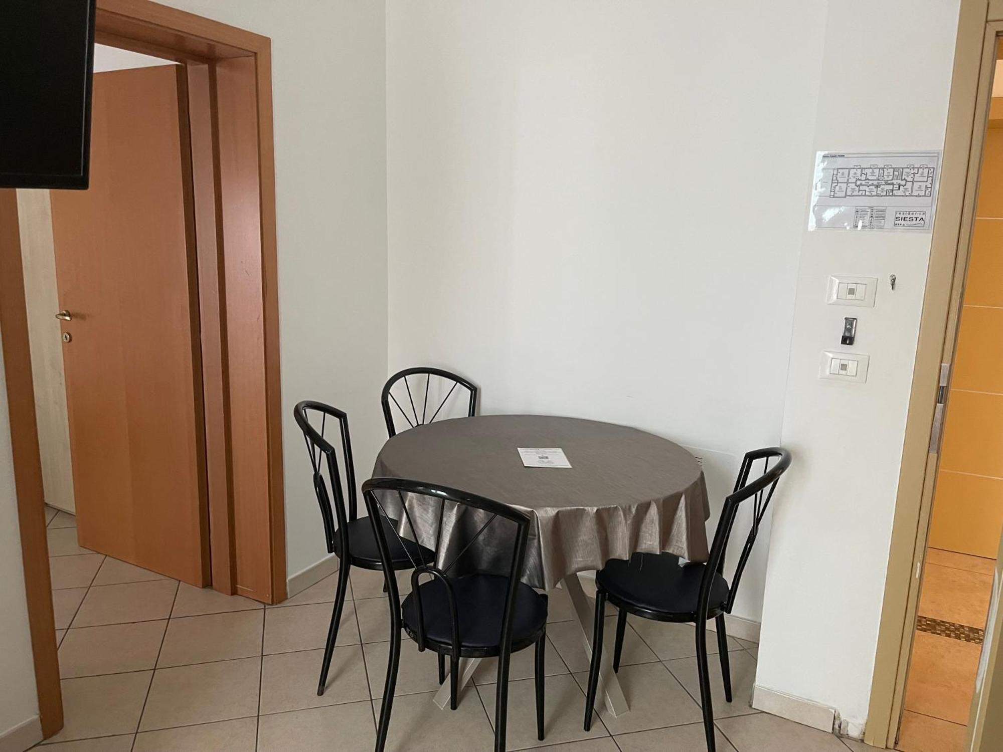 Residence Siesta Rimini Extérieur photo